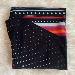 New! Women’s Lularoe black print leggings TC